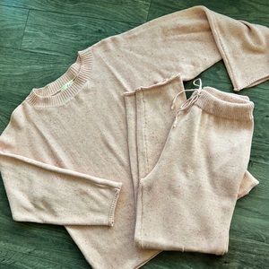 ✨ FABLE & FORD Matching Jumper and Pant Set ✨